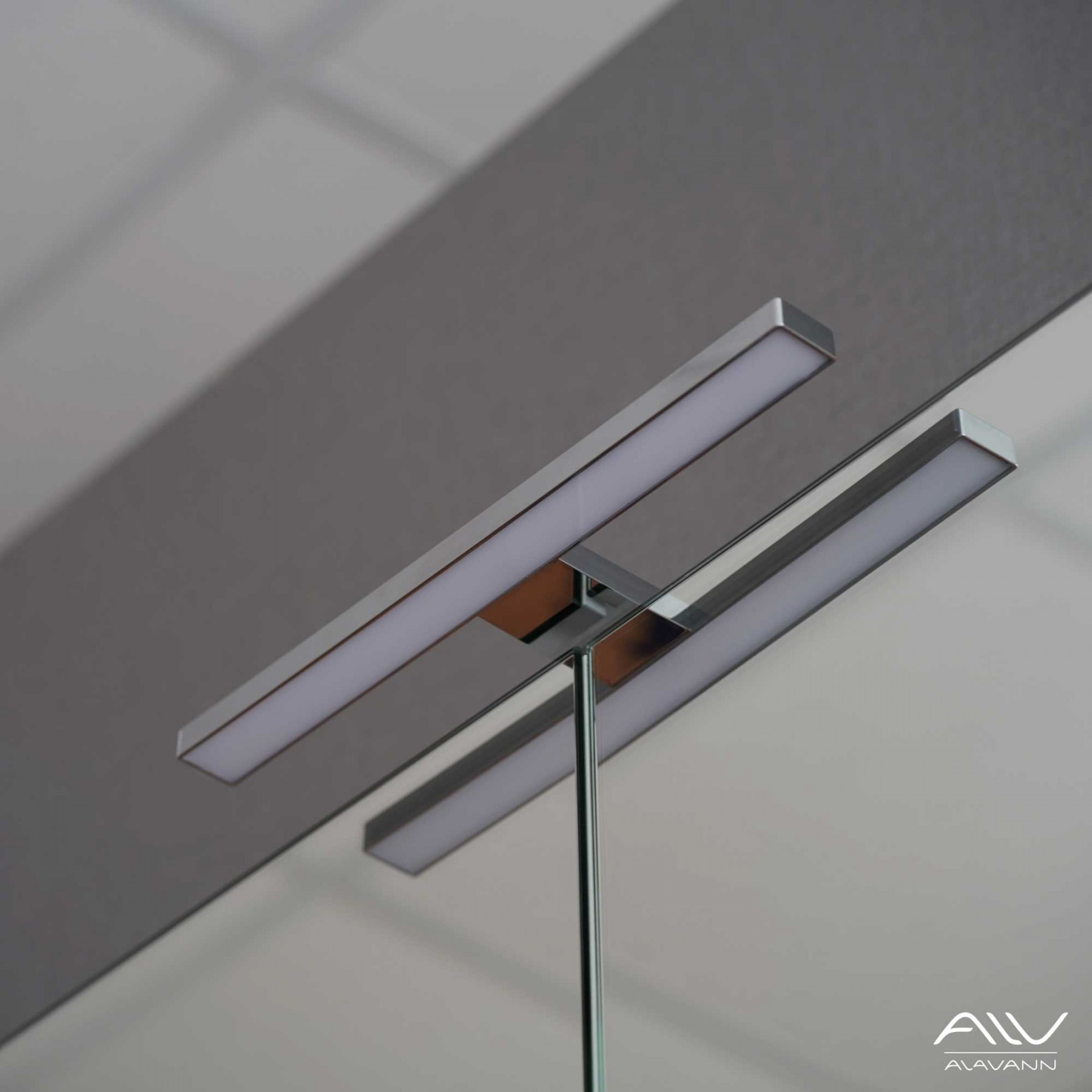 Светильник для ванной Alavann ELEGANZ 6Вт, хром Светильник для ванной Alavann ELEGANZ 6Вт, хром