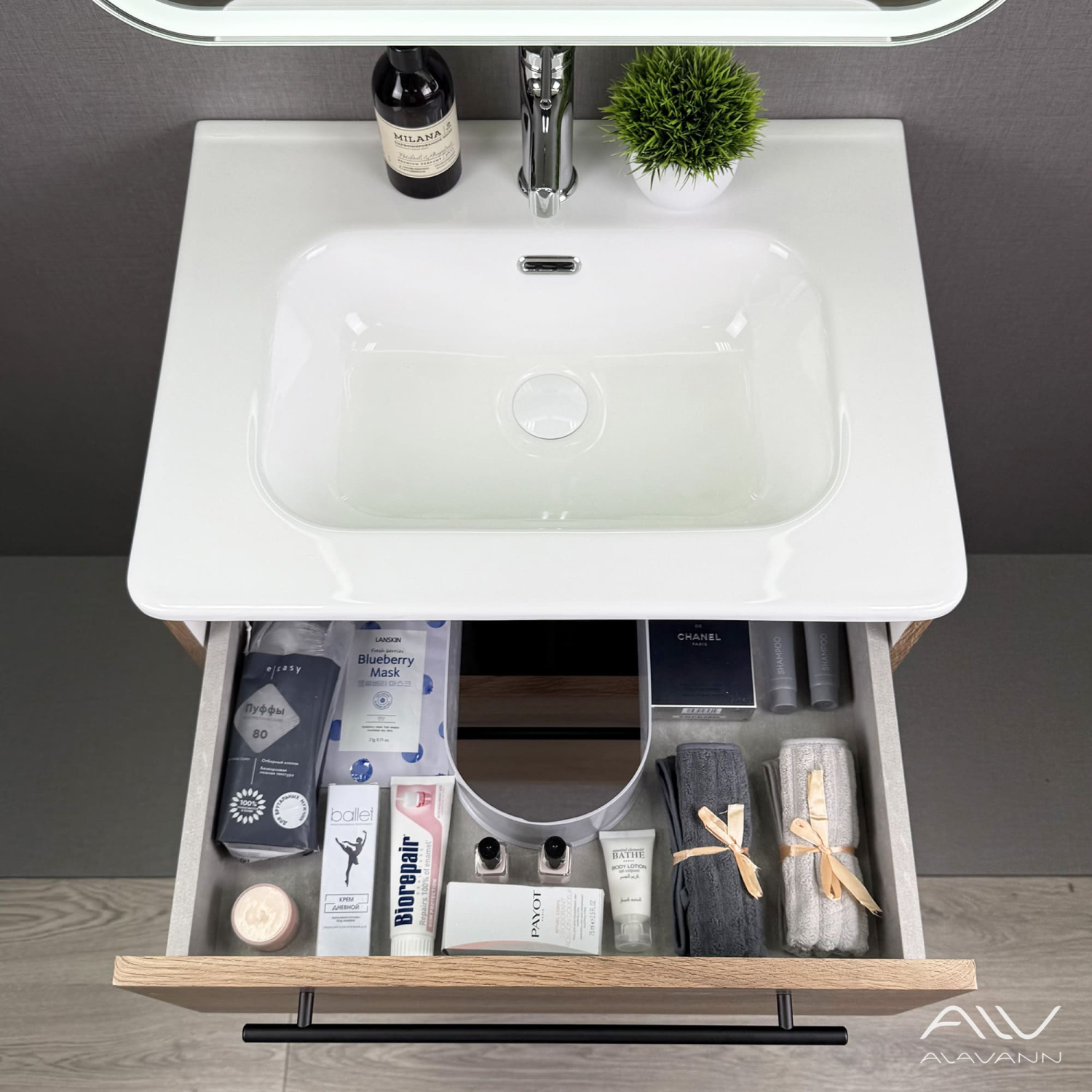 Тумба подвесная Alavann Rondo 60 с раковиной Rado 60, дуб