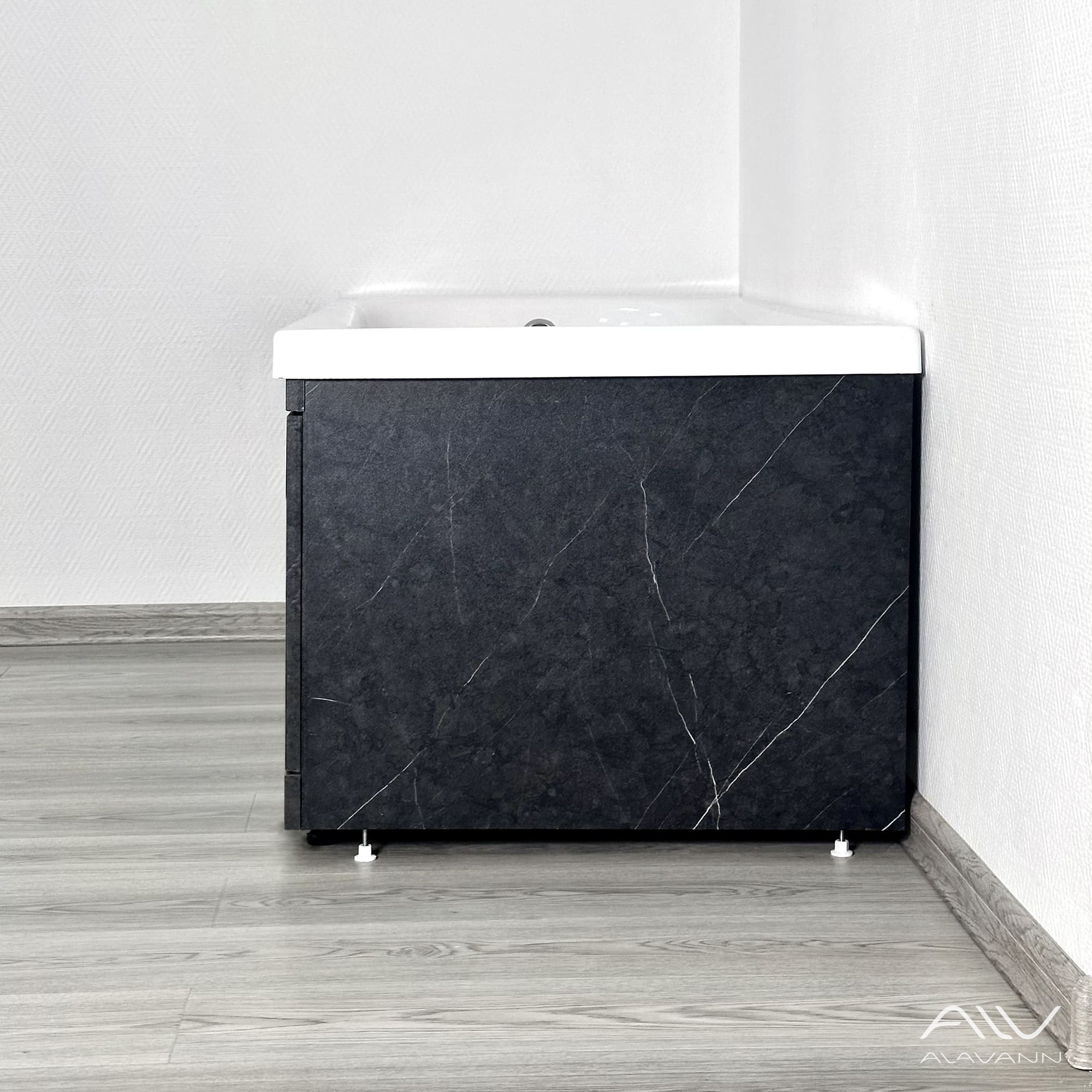 Экран под ванну Alavann Rita 70 торцевой черный мрамор