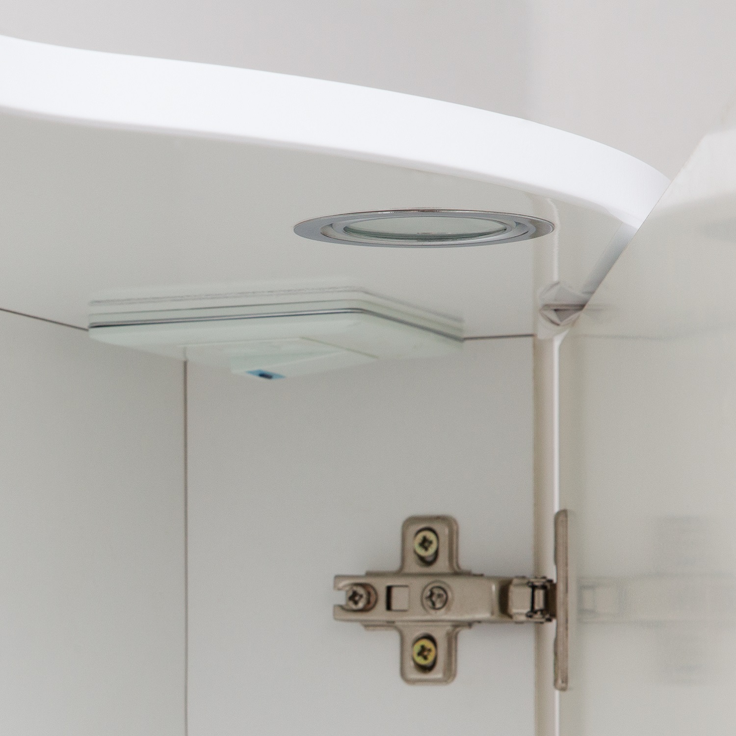 Зеркало-шкаф Runo Ибица 50 R, белый