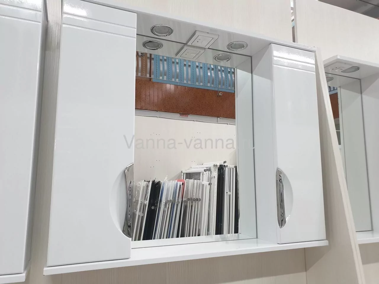 Зеркало с шкафчиком Francesca Доминго 90 свет, белый