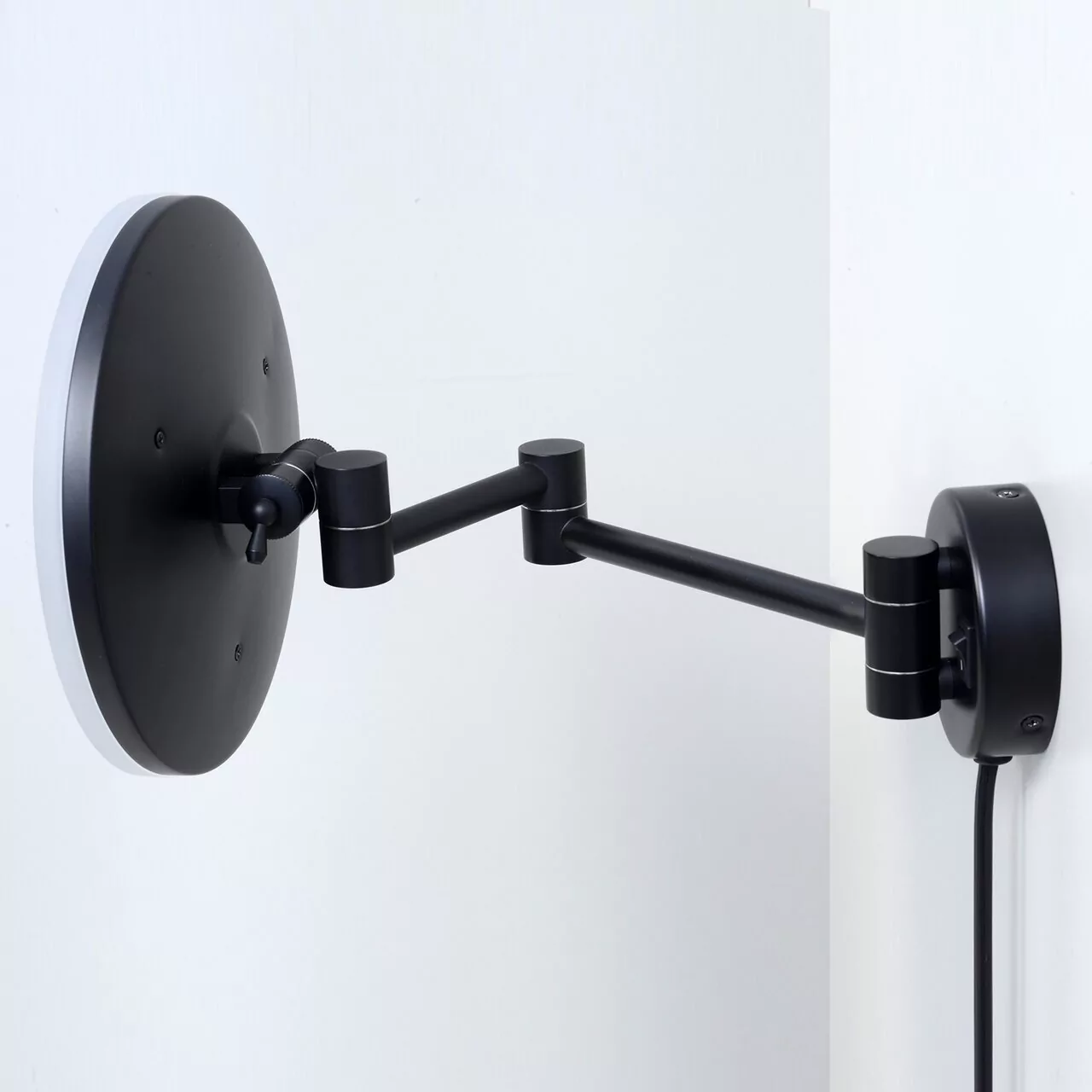 Зеркало косметическое WasserKraft K-1004 Black черное