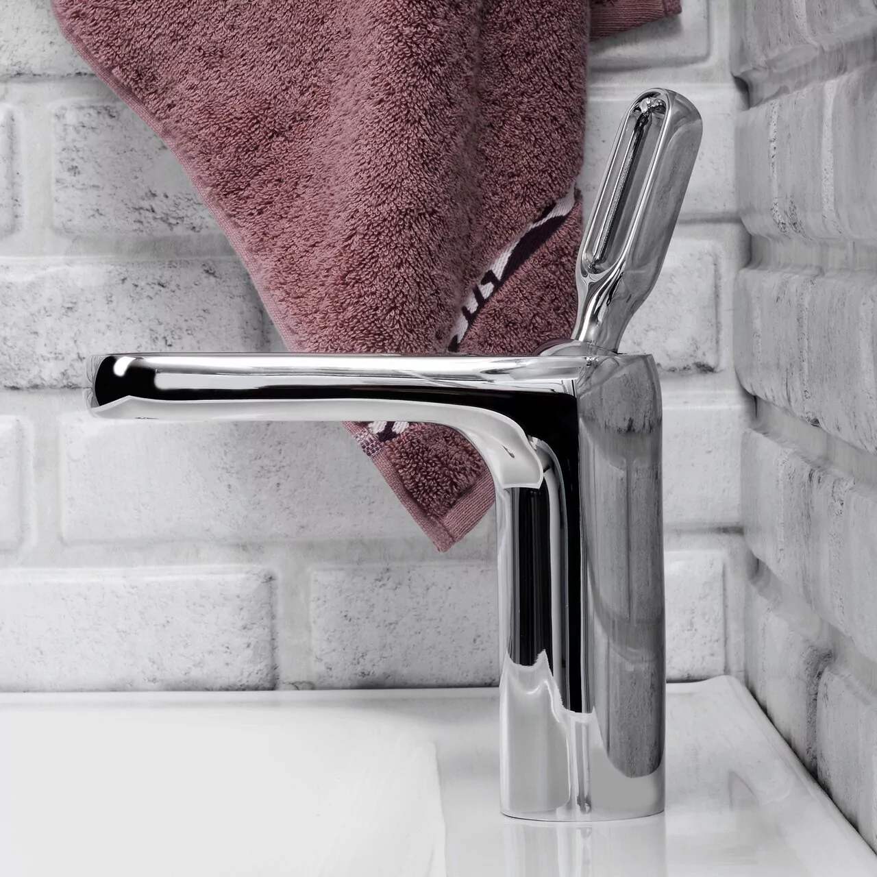 Смеситель для раковины WasserKraft Kammel 1803 хром