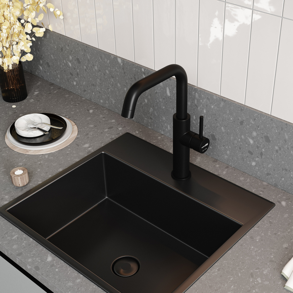 Смеситель для кухни под фильтр однорычажный WasserKraft А8567 черный от магазина Vanna-Vanna.ru!