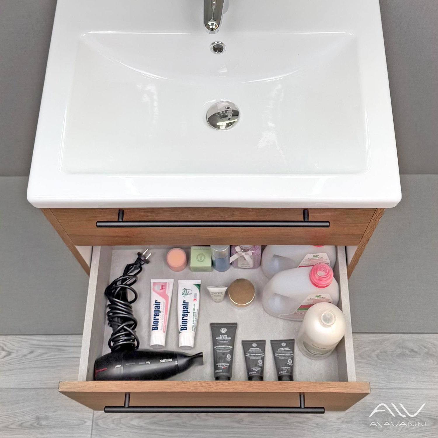 Тумба подвесная Alavann Rondo 60 с раковиной Como 60, дуб