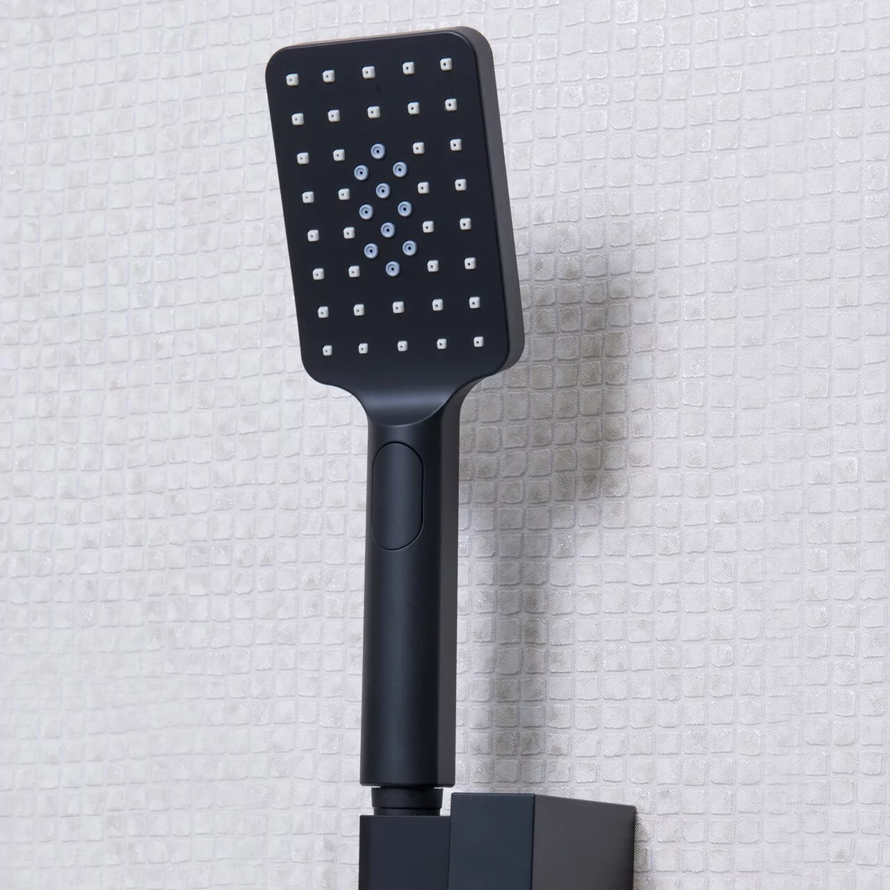 Смеситель для ванны WasserKraft Abens 2001 черный Soft-touch