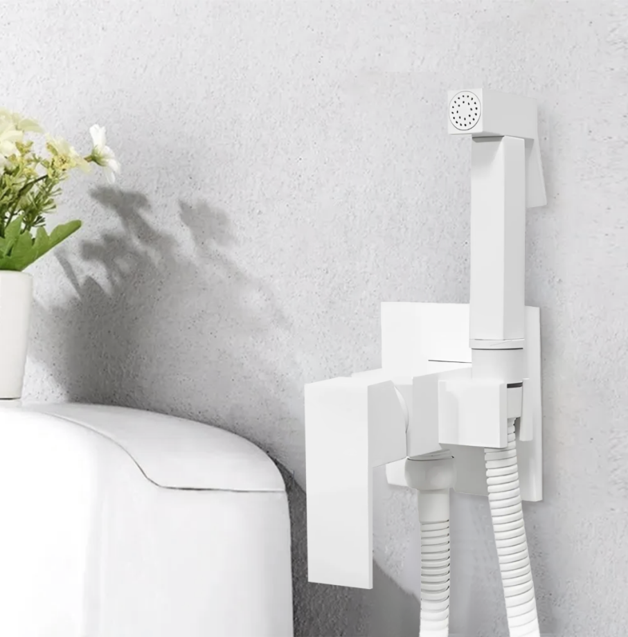 Смеситель с гигиеническим душем BOCH MANN RESIA W CK-P11W, белый