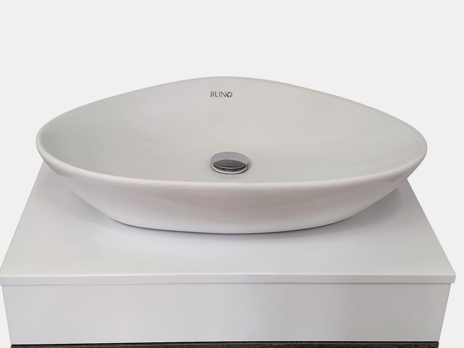 Раковина Runo TERZO 60 треугольная, белый