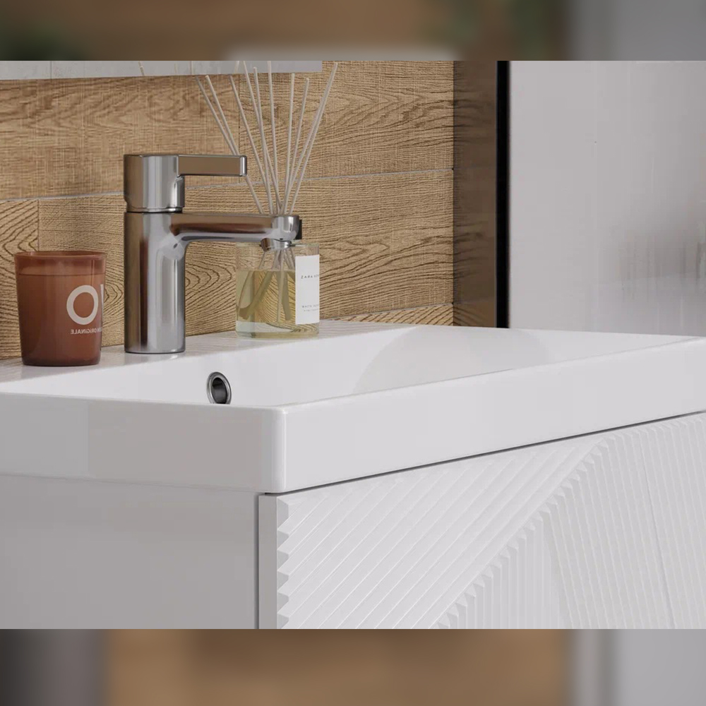 Тумба с раковиной подвесная Velvex Edge tp.EDG.9696.70.1Y белый глянец, 70 см